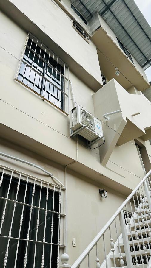Large 2-Bedroom Apartment, Close To The American Consulate Guayaquil Dış mekan fotoğraf